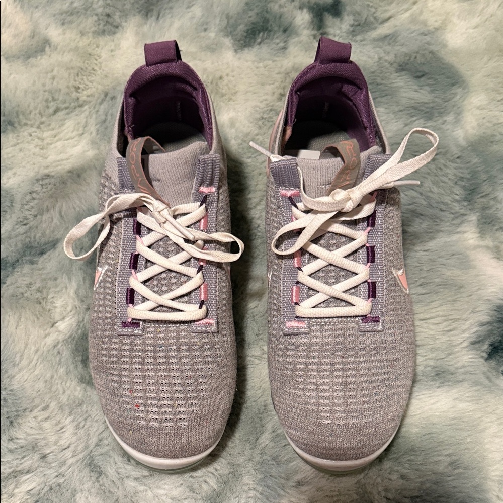 Nike Women's Purple and Gray Sneakers